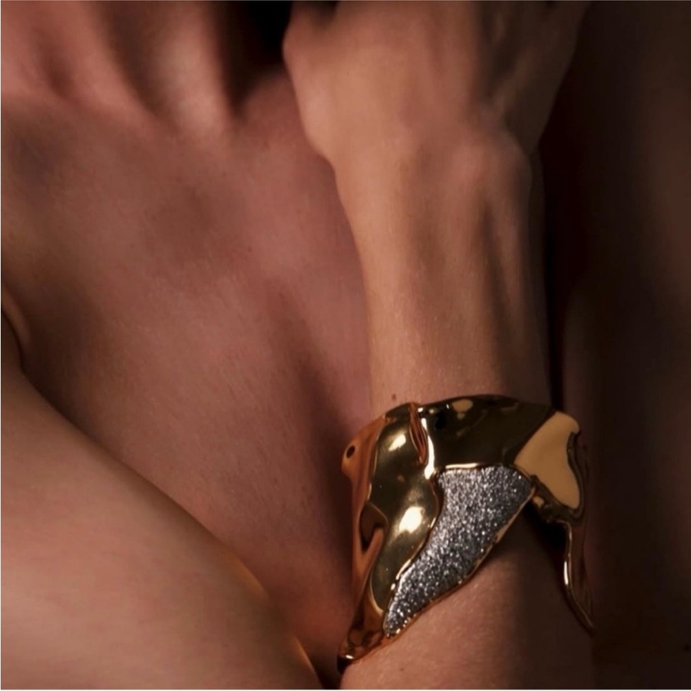 ALEXIS BITTAR • Solanales Gold Hidden Diamond Treasure Cuff Bracelet - Picture 8 of 11